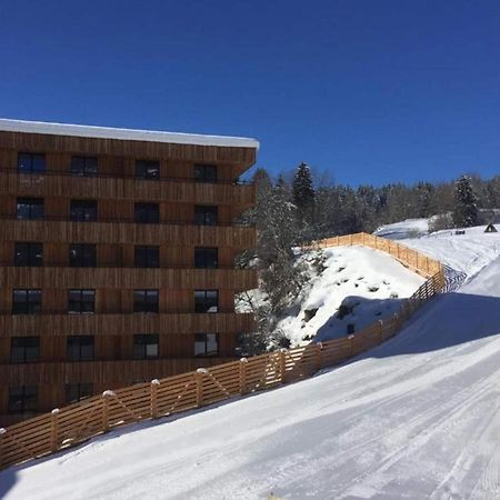 Ferienwohnung 3,5 Zimmer Direkt An Ski- Und Bikepiste Flims Buitenkant foto