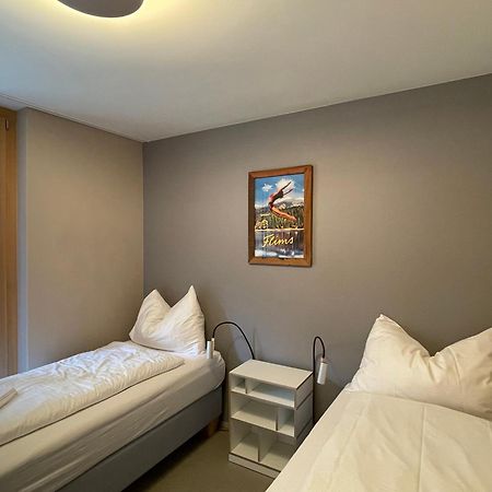 Ferienwohnung 3,5 Zimmer Direkt An Ski- Und Bikepiste Flims Buitenkant foto