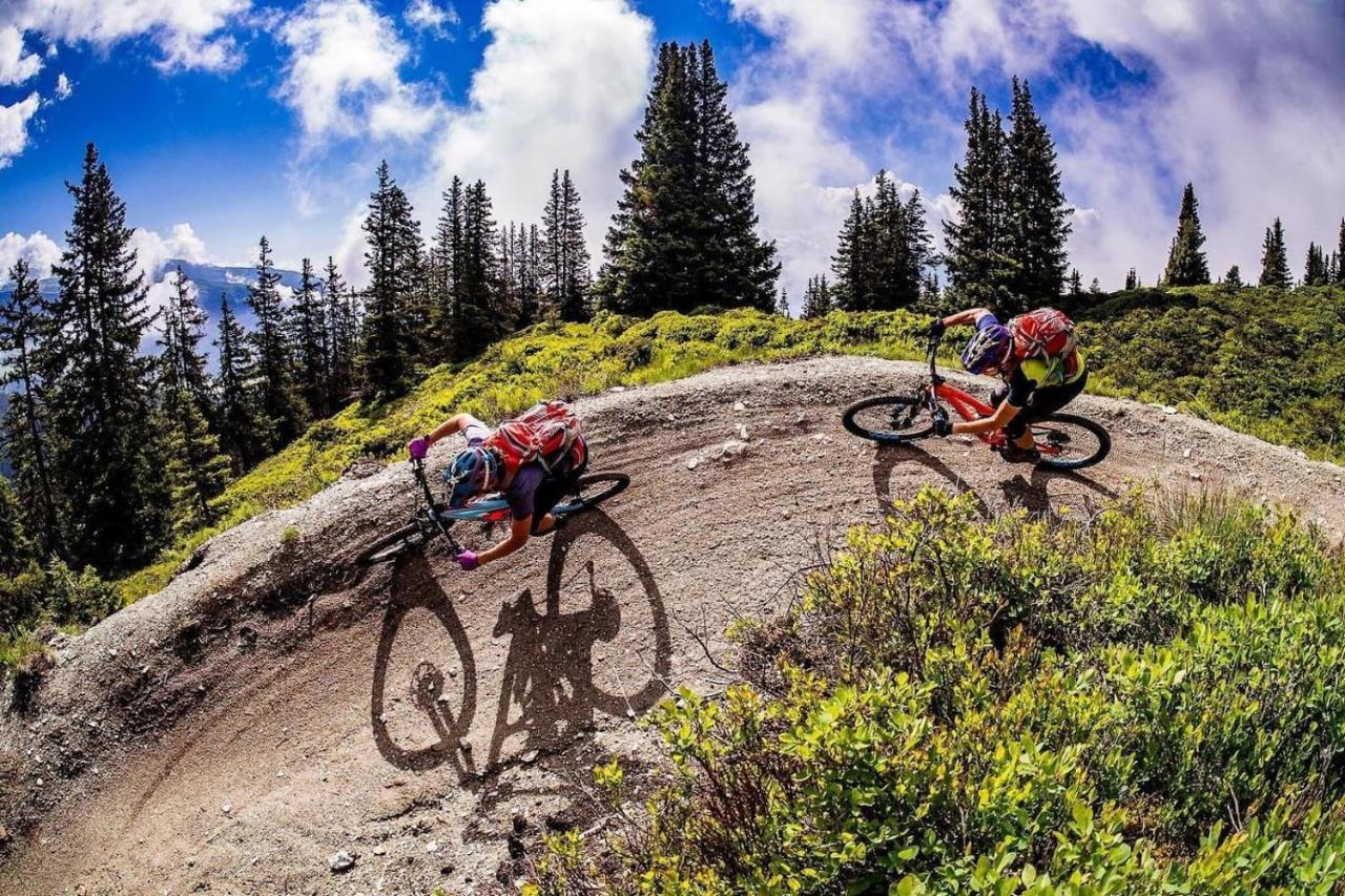 Ferienwohnung 3,5 Zimmer Direkt An Ski- Und Bikepiste Flims Buitenkant foto