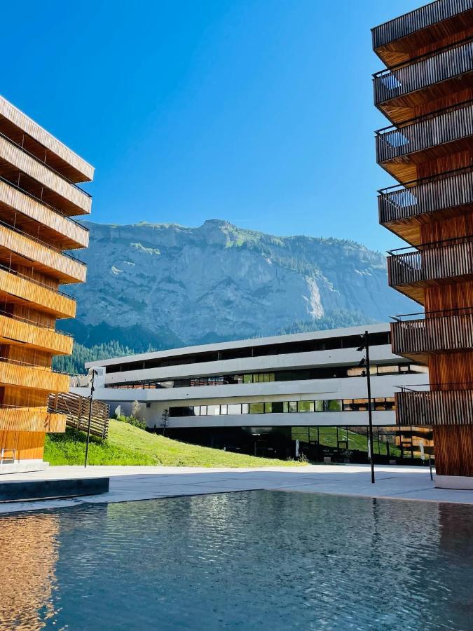 Ferienwohnung 3,5 Zimmer Direkt An Ski- Und Bikepiste Flims Buitenkant foto