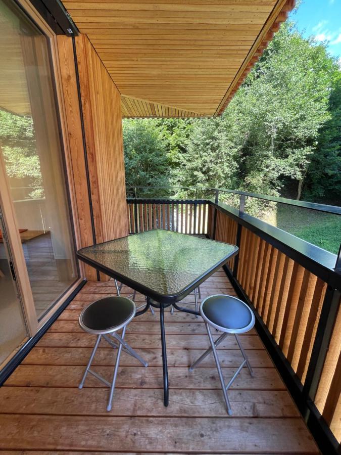 Ferienwohnung 3,5 Zimmer Direkt An Ski- Und Bikepiste Flims Buitenkant foto