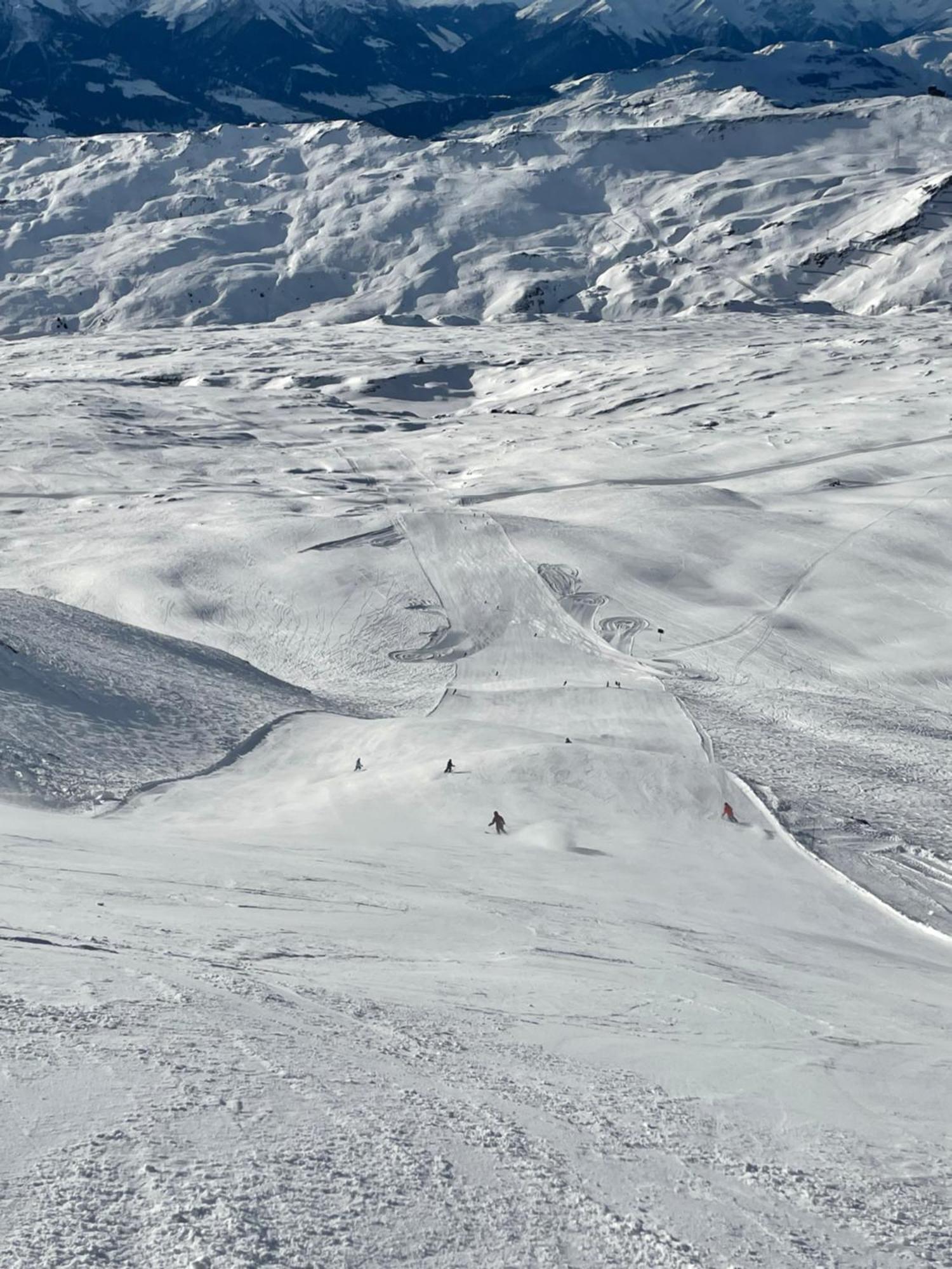Ferienwohnung 3,5 Zimmer Direkt An Ski- Und Bikepiste Flims Buitenkant foto